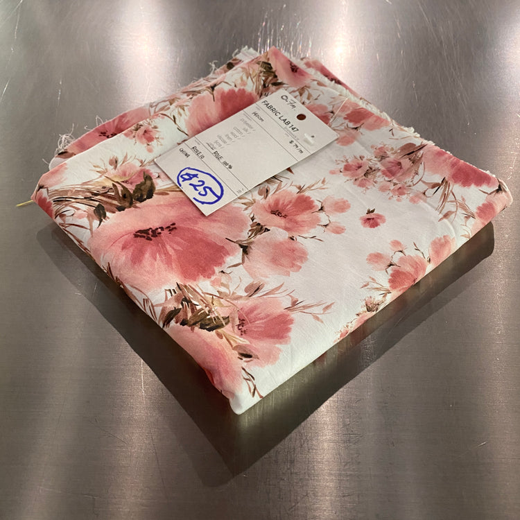 (Remnant) Ornate Rose Twill - Pale Pink/Rosy Brown - 0.70m