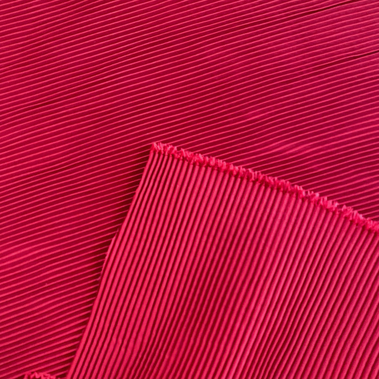 Accordion-Pleated Taffeta - Crimson