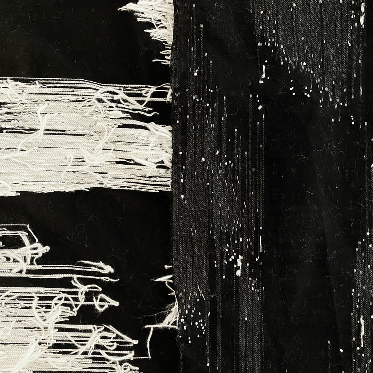 Abstract Large Brush Stroke - Yarn Insert - Black/White