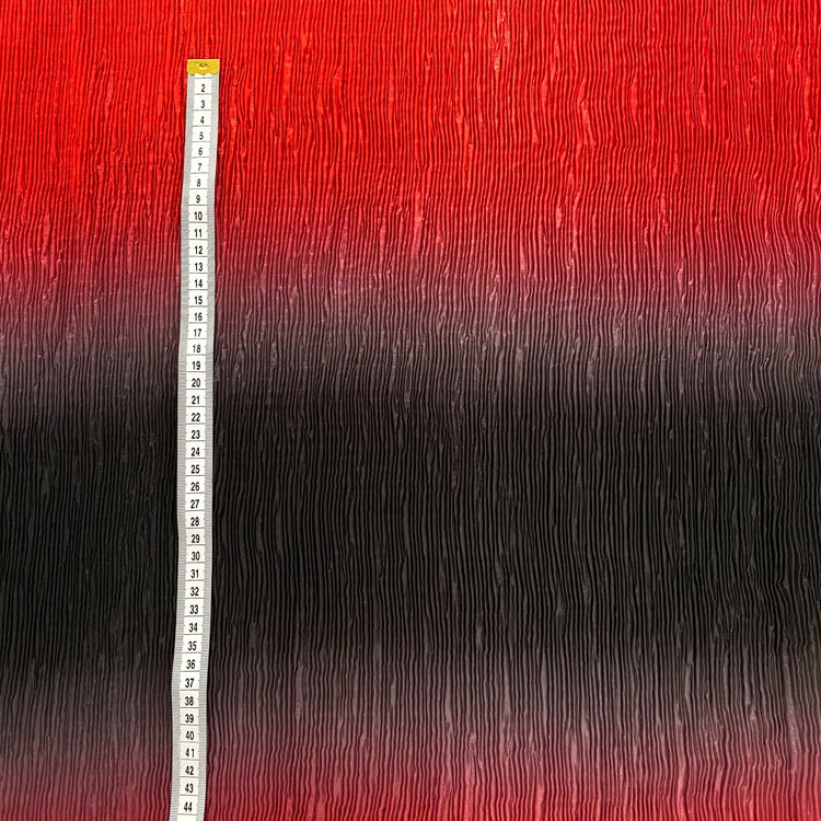 Gradient Plisse Organza - Red / Black