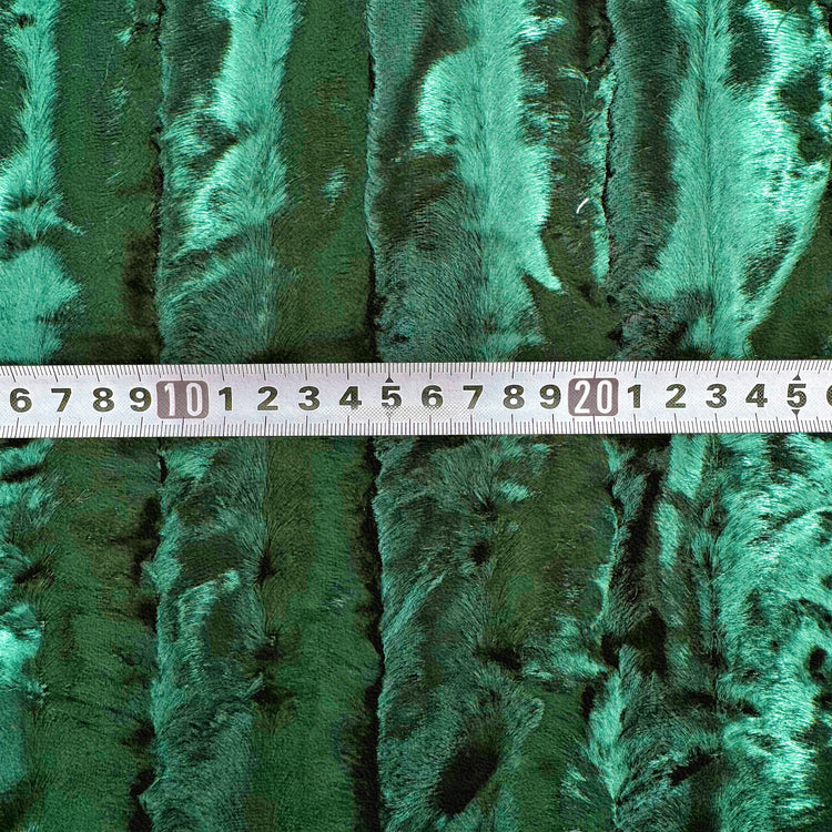 Monochromatic Wave Plush Velvet - Dark Green
