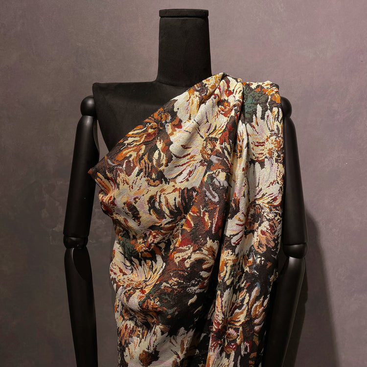 Oil-Painted Floral Tapestry Jacquard - Sienna Brown / Cornsilk / White