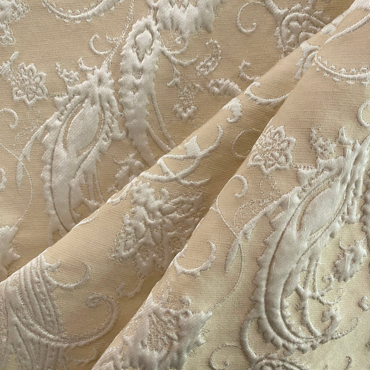 Nouveau Thistle Matelassé Satin Jacquard - White / Cornsilk