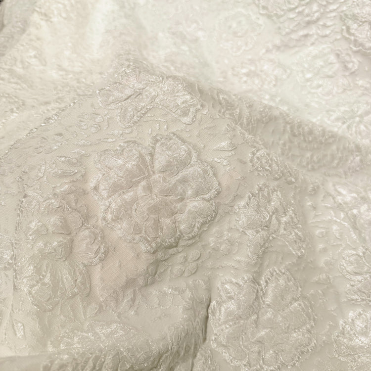Floral Crinkle Double Weave - White/Silver