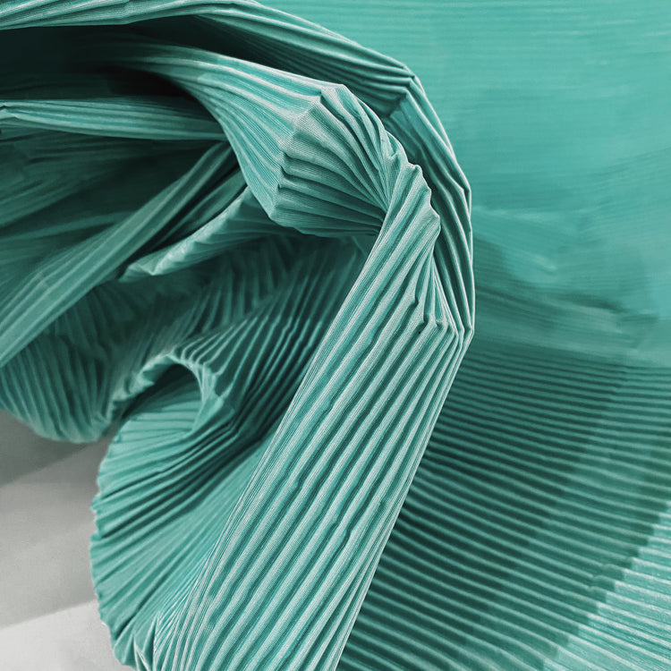 (Remnant) Accordion-Pleated Taffeta - Mid-Turquoise - 1.90m