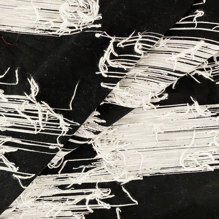 Abstract Large Brush Stroke - Yarn Insert - Black/White
