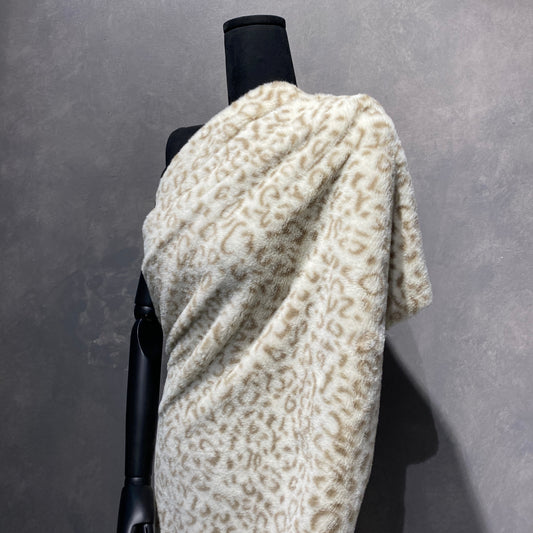 Faux Leopard Fur - Short Pile - White/Olive
