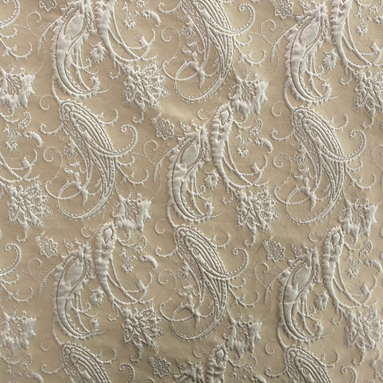 Nouveau Thistle Matelassé Satin Jacquard - White / Cornsilk