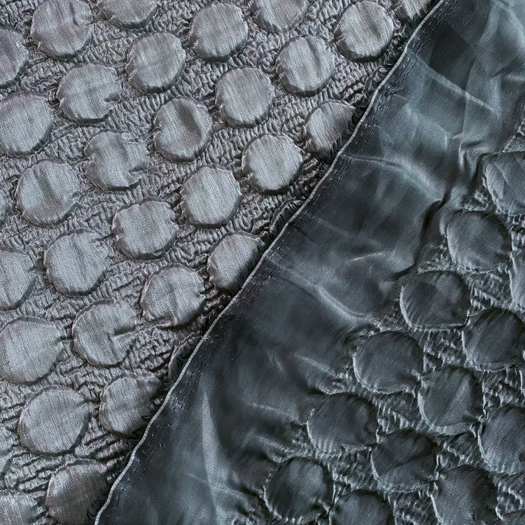 3D Dot Satin Grain Plisse - Metallic Warp - Silver / Smoke Grey