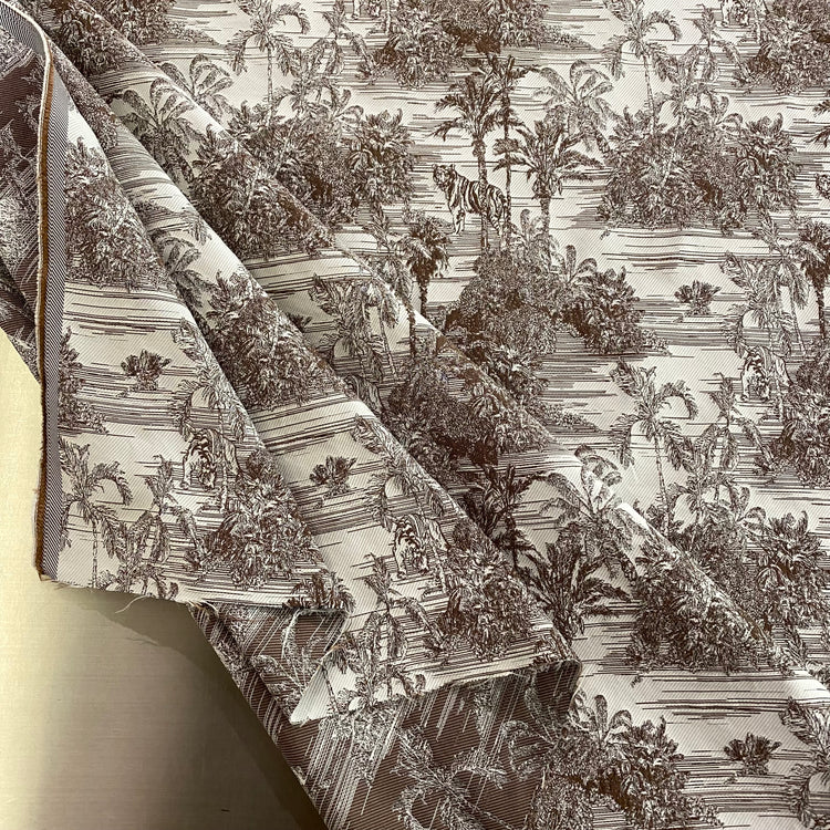 Jungle Islands Tiger Jacquard - White / Brown