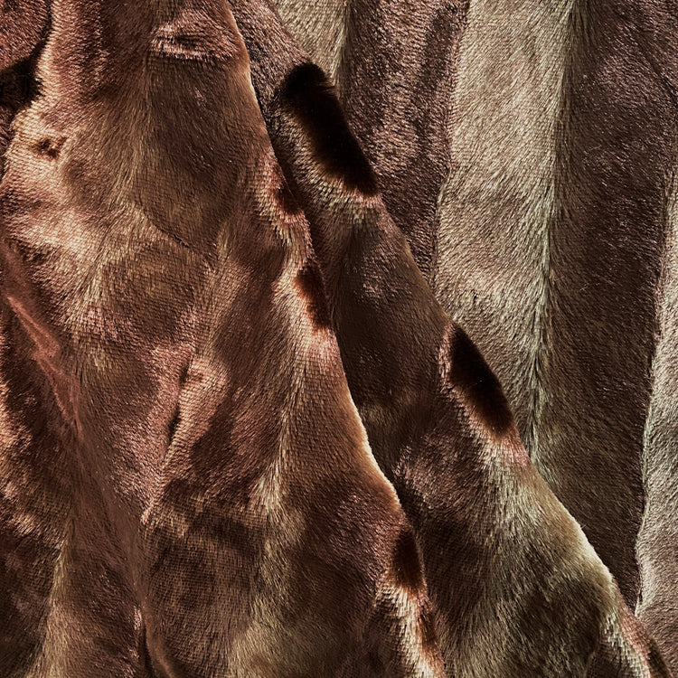 Monochromatic Wave Plush Velvet - Chocolate
