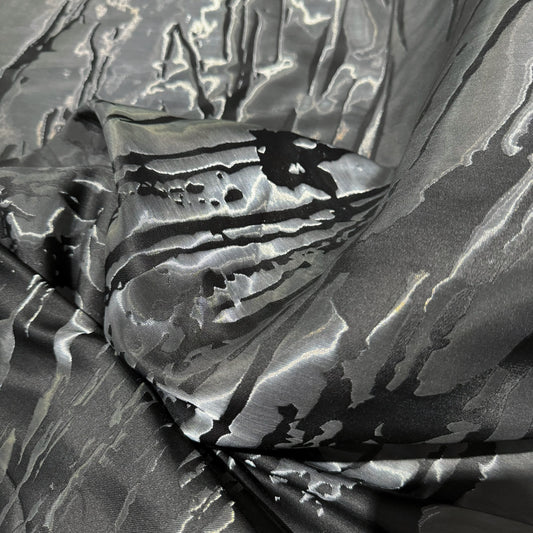 Abstract Lines Crystal Satin - Gunmetal / Black