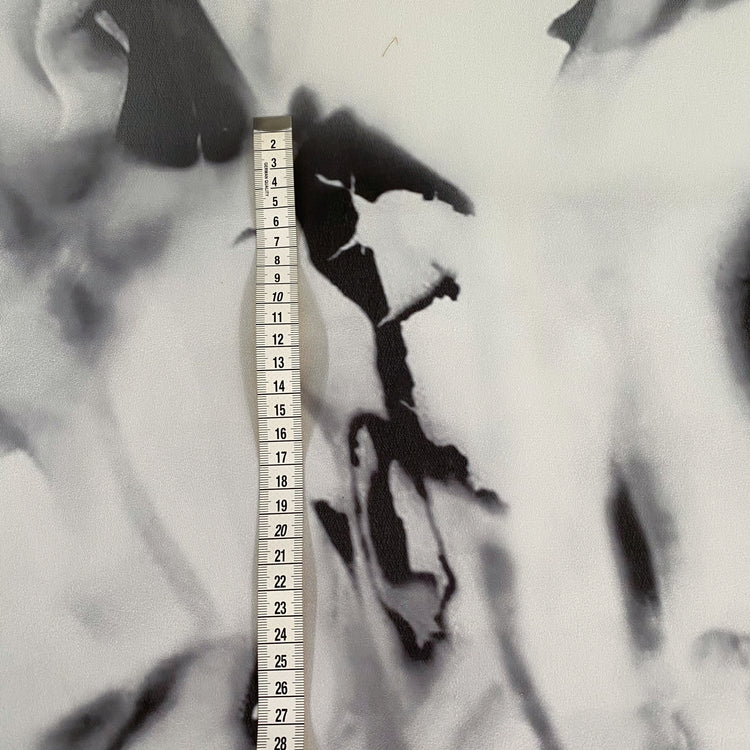 Burnt Paper Print Crepe de Chine - White/Black