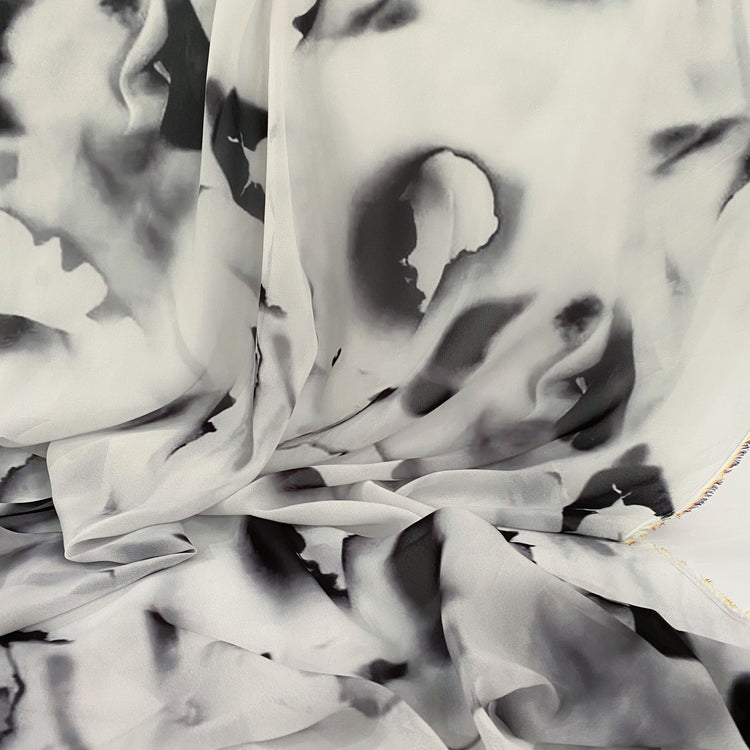 Burnt Paper Print Crepe de Chine - White/Black