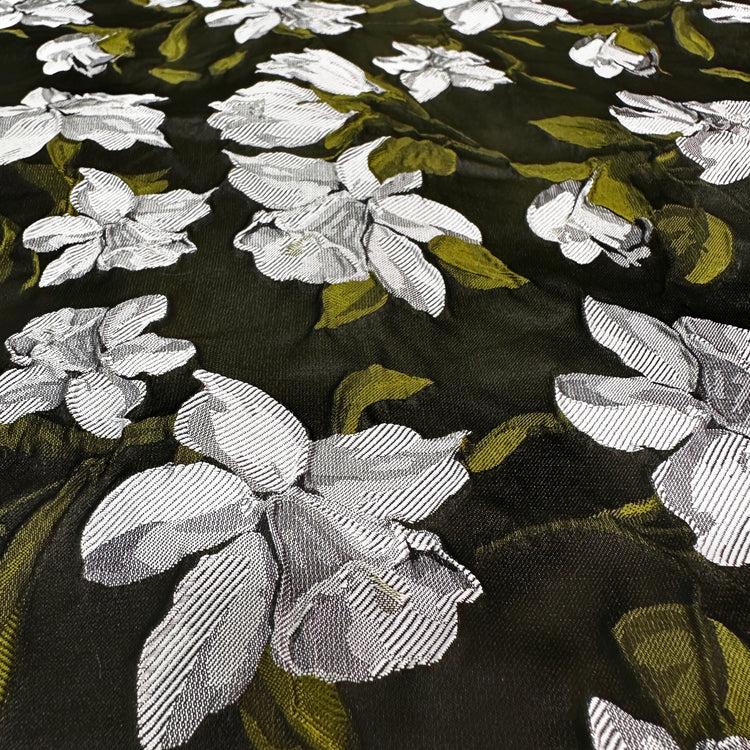 Wrinkled Daffodil Satin Jacquard - White/Moss Green