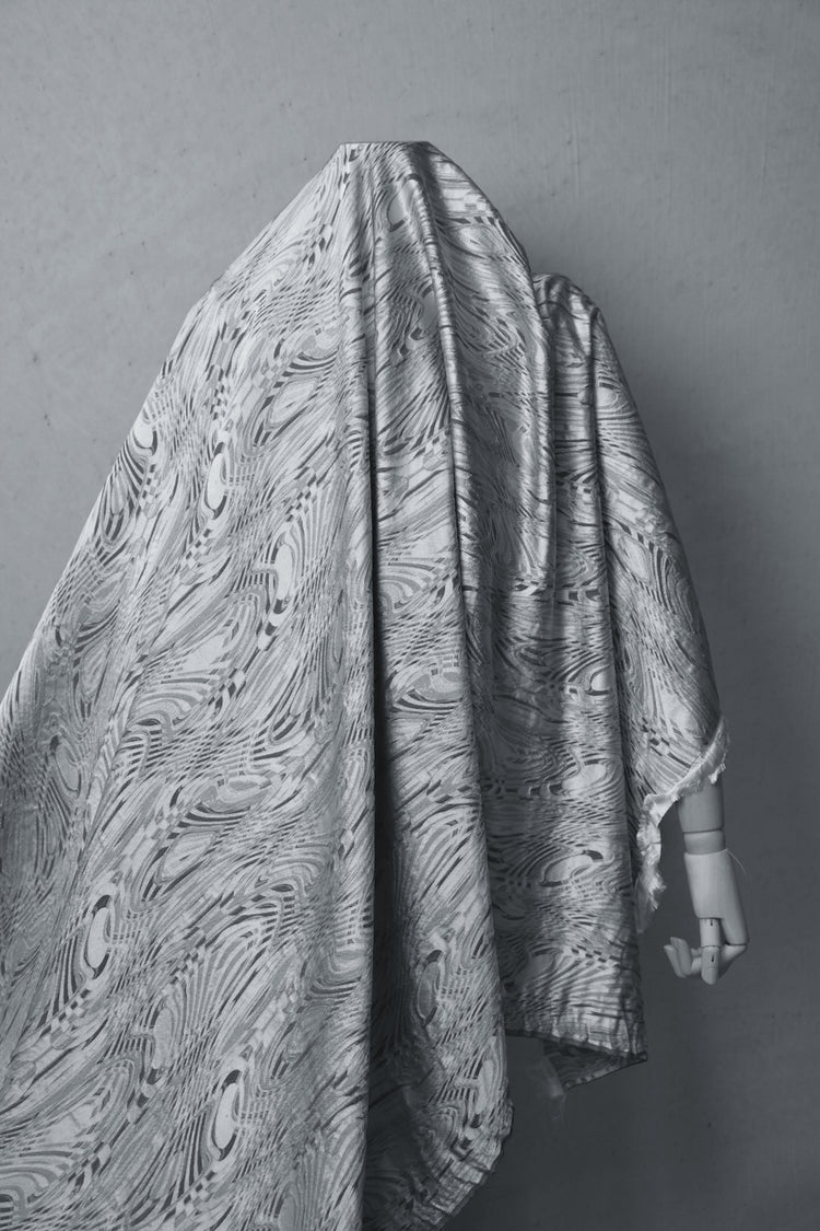Rain Rivulets on the Window Jacquard - Silver/Slate