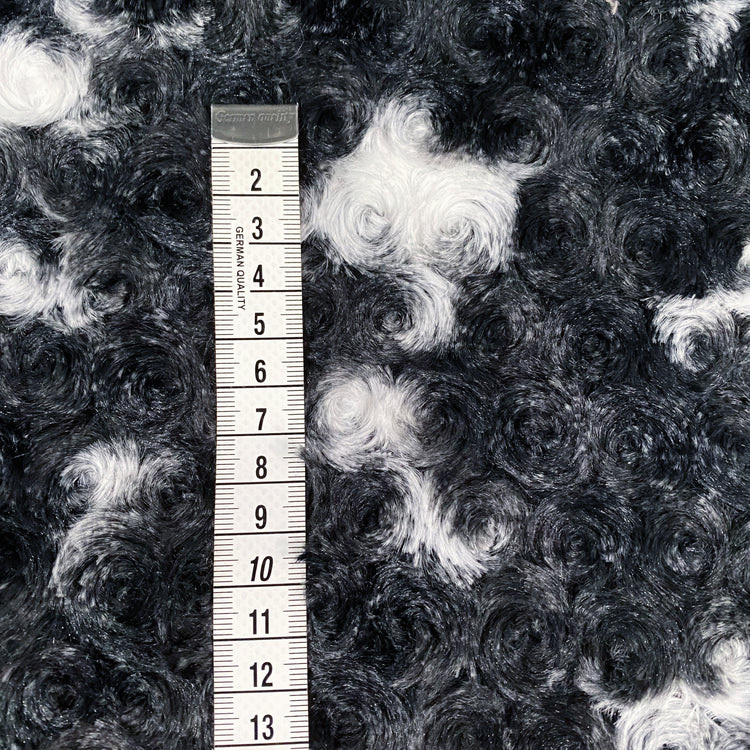 Spiral Motif Faux Fur - Black/White