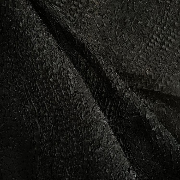 Wavy Tire Track Plisse Organza - Black