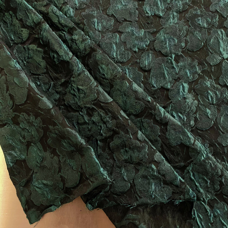 (Deadstock) 3D Rose Brocade - Metallic - Dark Green / Black