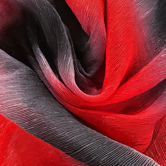 Gradient Plisse Organza - Red / Black