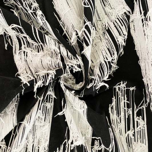 Abstract Large Brush Stroke - Yarn Insert - Black/White