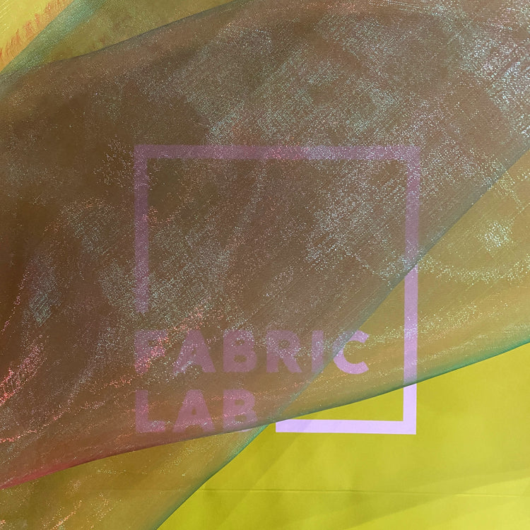 Shot Organza - Light Green/Red