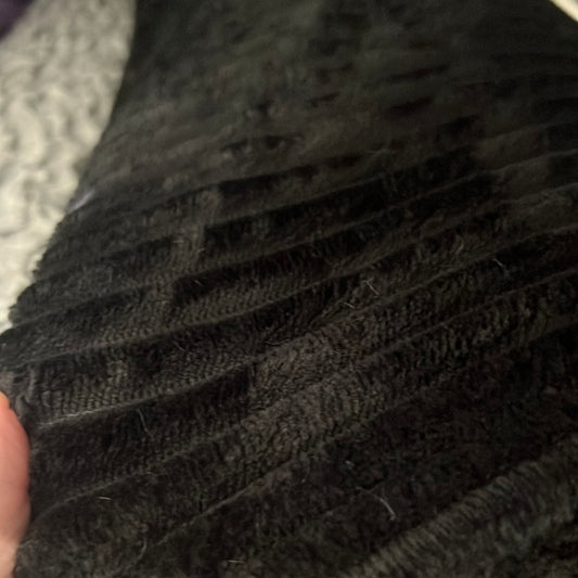 Pelted Striped Faux Fur - Short Pile -  Black