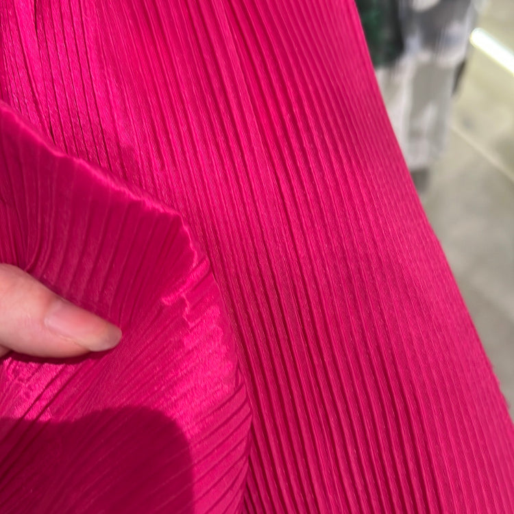 Accordion-Pleated Taffeta - Fuchsia