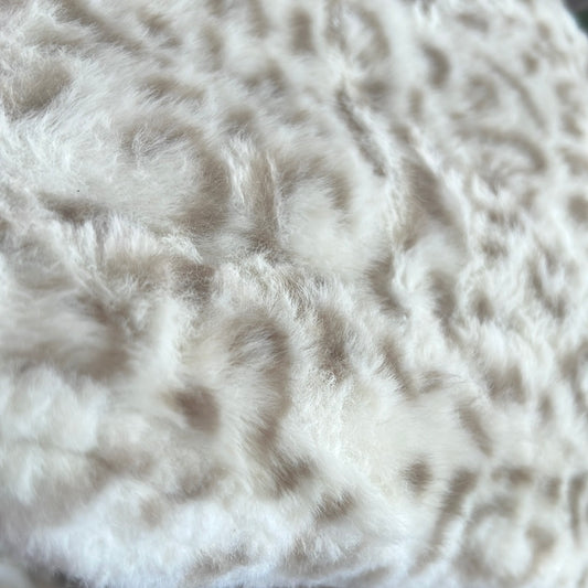 Faux Leopard Fur - Short Pile - White/Olive