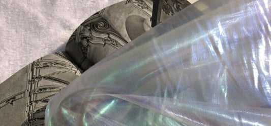 Holographic Organza - White/Holographic